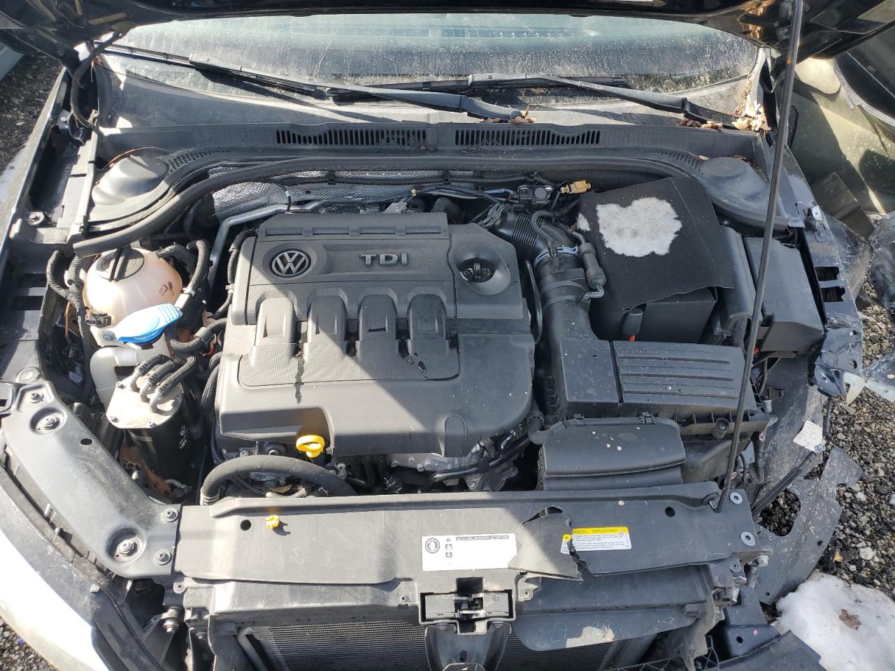 2015 Volkswagen Jetta VIN 3VWLA7AJ7FM320039 Copart auction photo, front end / water/flood damage thumbnail 11