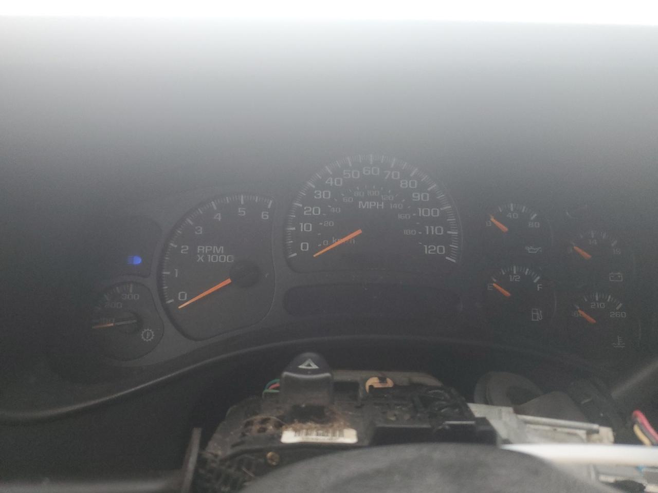 2005 Chevrolet Silverado VIN 1GCHC23U25F941362 Copart auction photo, mechanical damage thumbnail 9