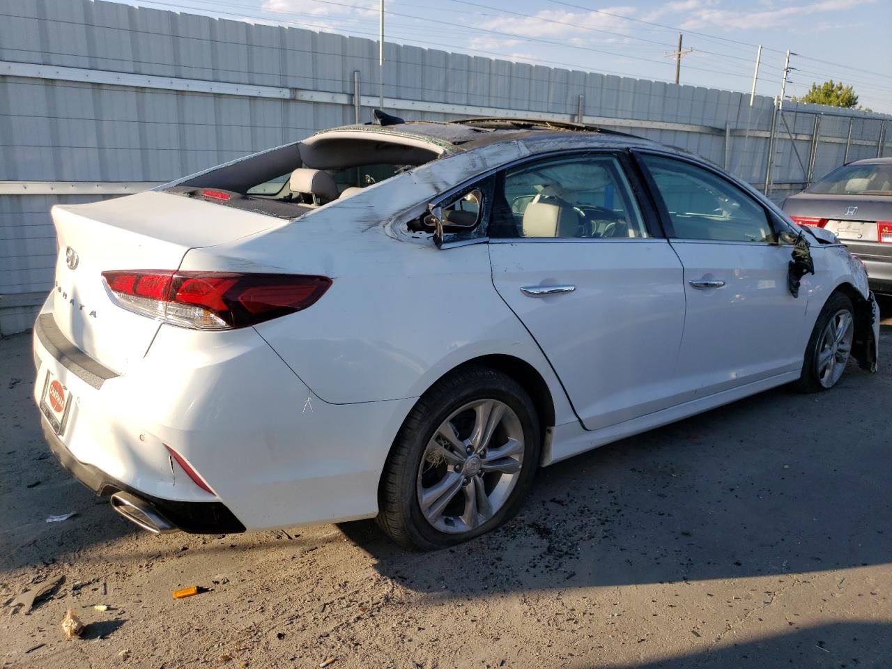 2019 Hyundai Sonata VIN 5NPE34AF1KH790793 Copart auction photo, front end / rollover damage thumbnail 3