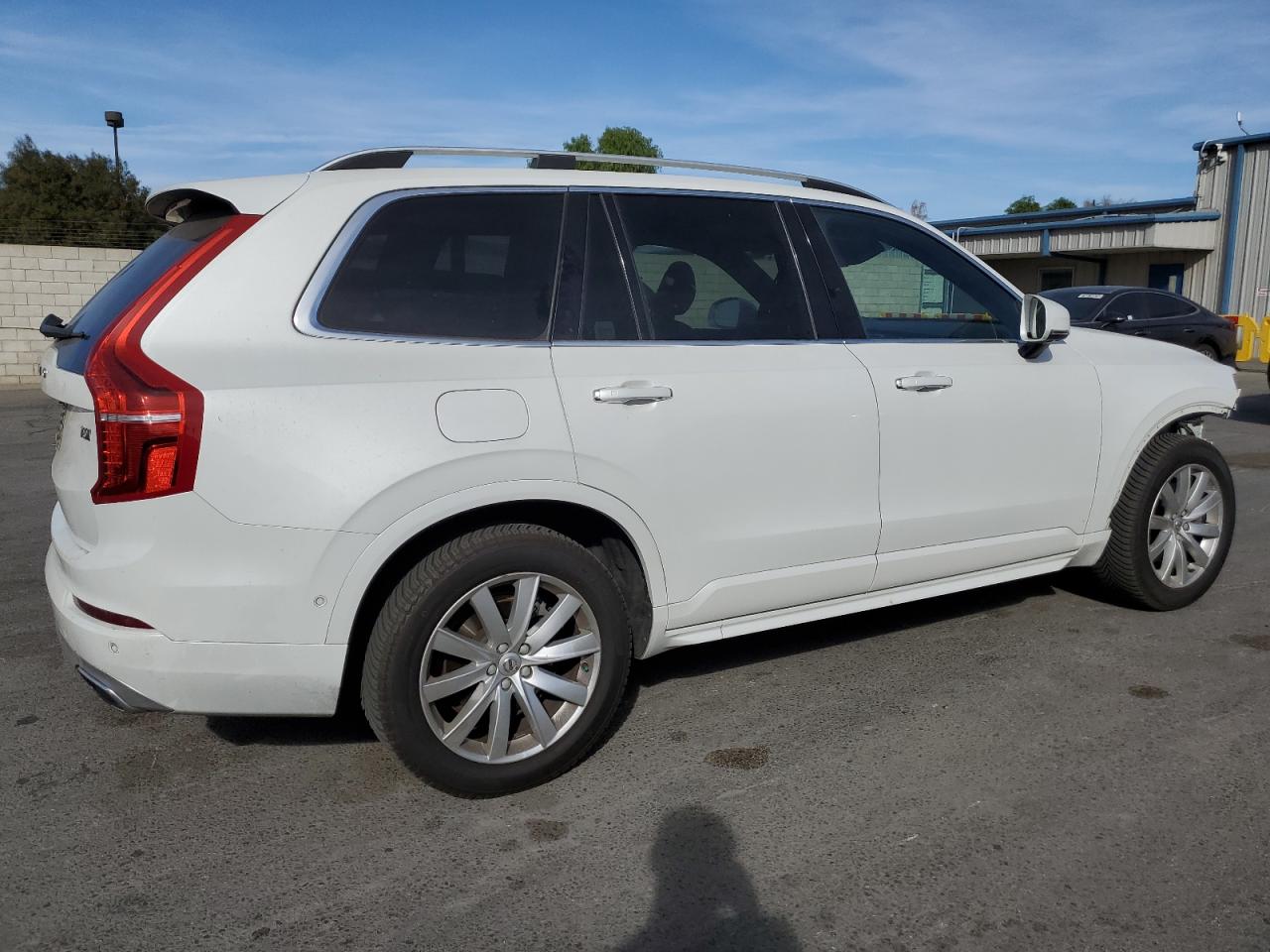 2018 Volvo XC90 VIN YV4A22PK6J1387986 Copart auction photo, front end damage thumbnail 3