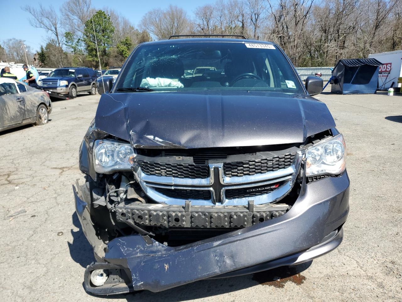 2019 Dodge Caravan VIN 2C4RDGCG1KR725676 Copart auction photo, front end / minor dent/scratches damage thumbnail 5