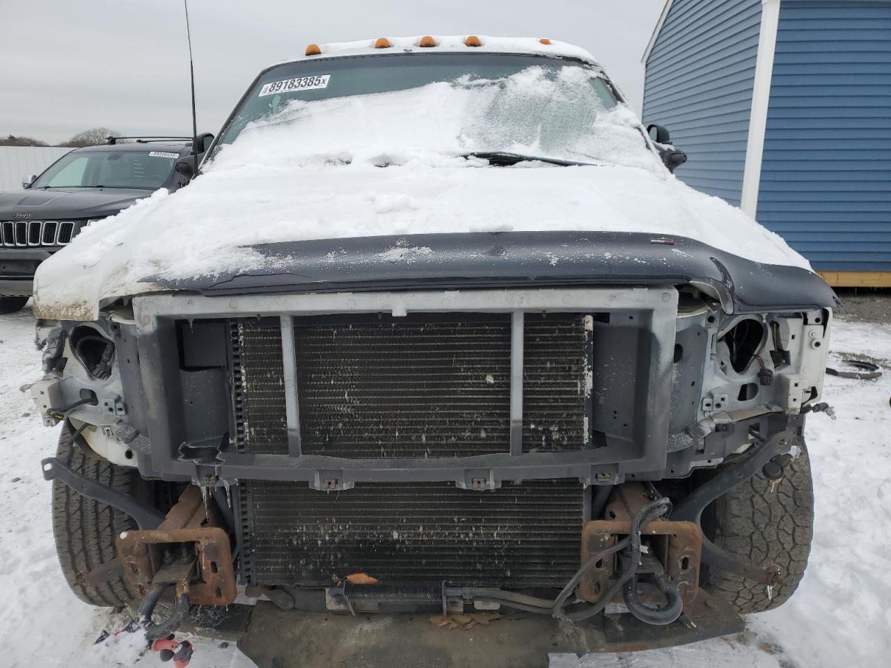 2002 Ford F350 VIN 1FTSX30F22ED46227 Copart auction photo, front end / minor dent/scratches damage thumbnail 5