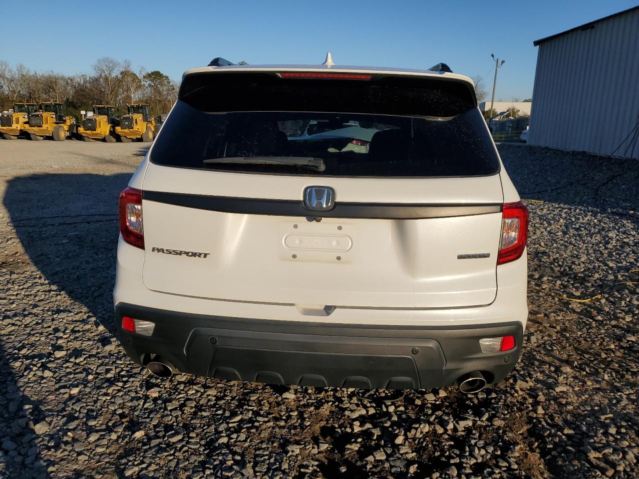 2021 Honda Passport VIN 5FNYF7H90MB008488 Copart auction photo, front end damage thumbnail 6
