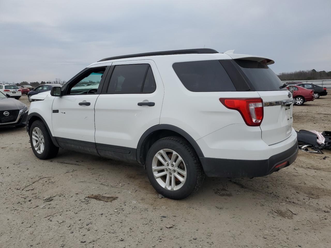 2017 Ford Explorer VIN 1FM5K8B85HGA04464 Copart auction photo, front end damage thumbnail 2