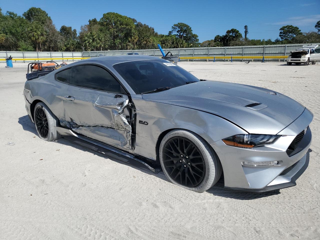 2020 Ford Mustang VIN 1FA6P8CF4L5190192 Copart auction photo, side / front end damage thumbnail 4