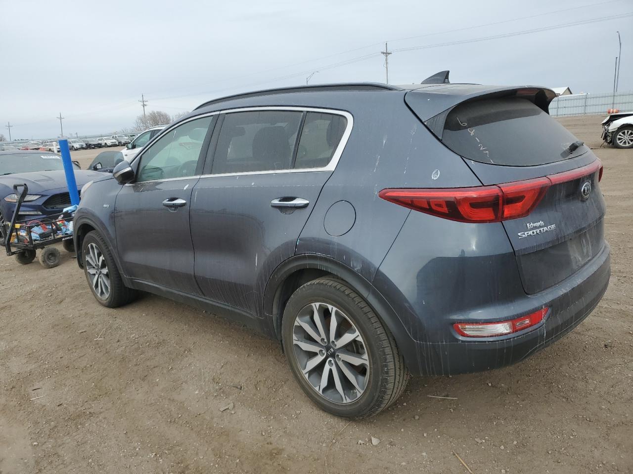 2019 KIA Sportage VIN KNDPNCACXK7510084 Copart auction photo, vandalism damage thumbnail 2