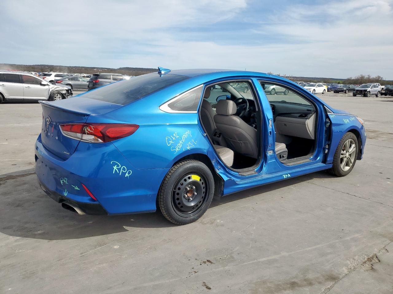 2018 Hyundai Sonata VIN 5NPE34AF3JH650923 Copart auction photo, stripped damage thumbnail 3
