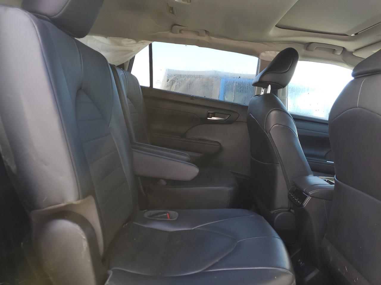 2021 Toyota Highlander VIN 5TDGBRCH1MS514392 Copart auction photo, front end / side damage thumbnail 11