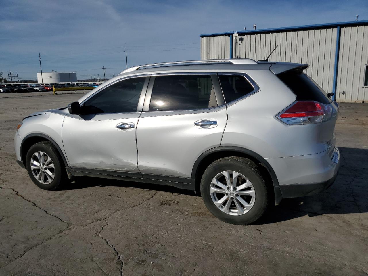 2015 Nissan Rogue VIN KNMAT2MV1FP541846 Copart auction photo, front end / side damage thumbnail 2