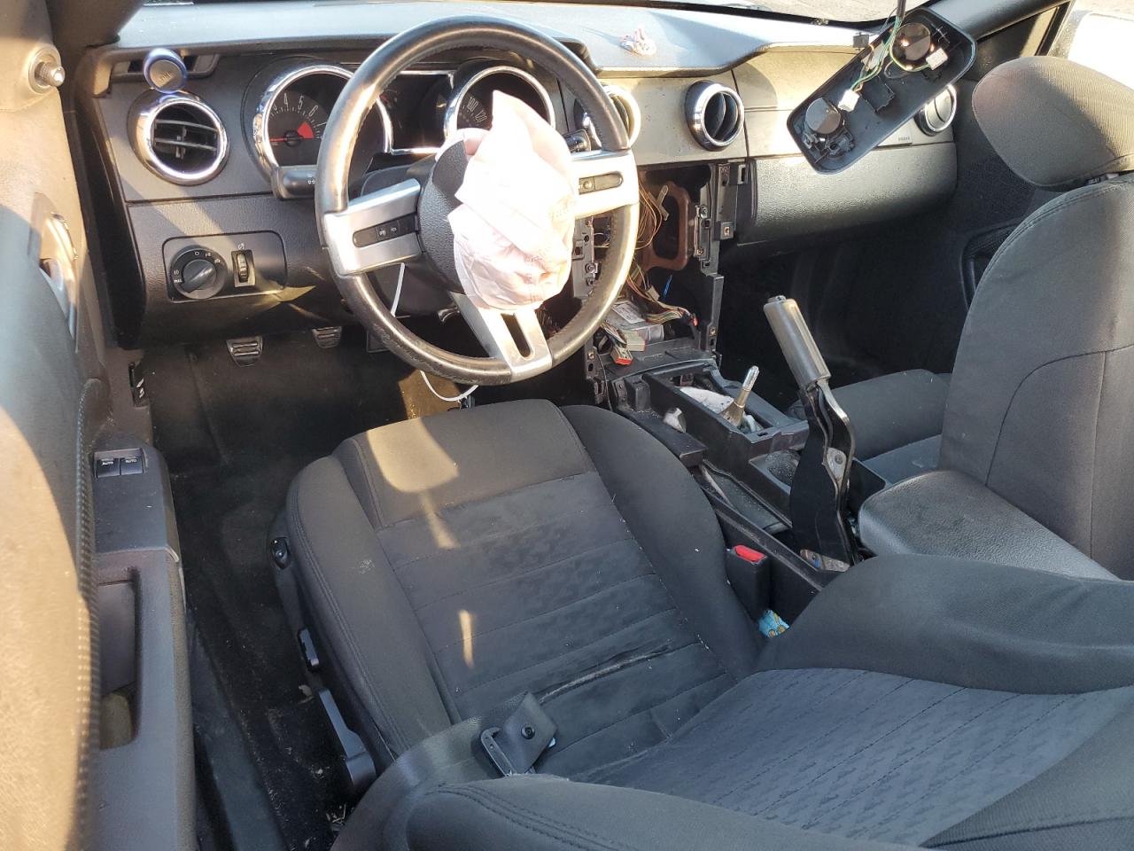 2009 Ford Mustang VIN 1ZVHT82H795101626 Copart auction photo, all over damage thumbnail 8