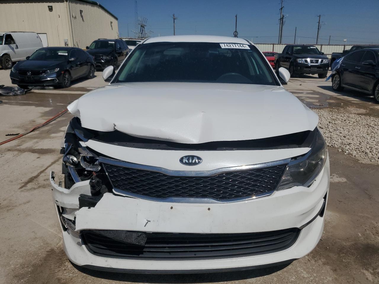 2018 KIA Optima VIN 5XXGT4L37JG187157 Copart auction photo, front end damage thumbnail 5