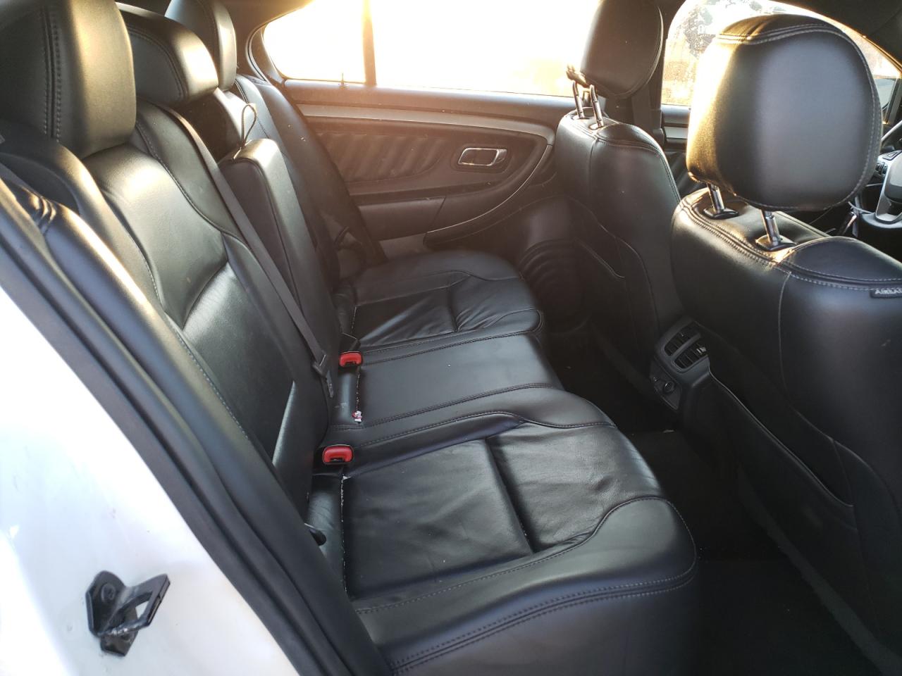 2016 Ford Taurus VIN 1FAHP2E84GG134428 Copart auction photo, minor dent/scratches damage thumbnail 10