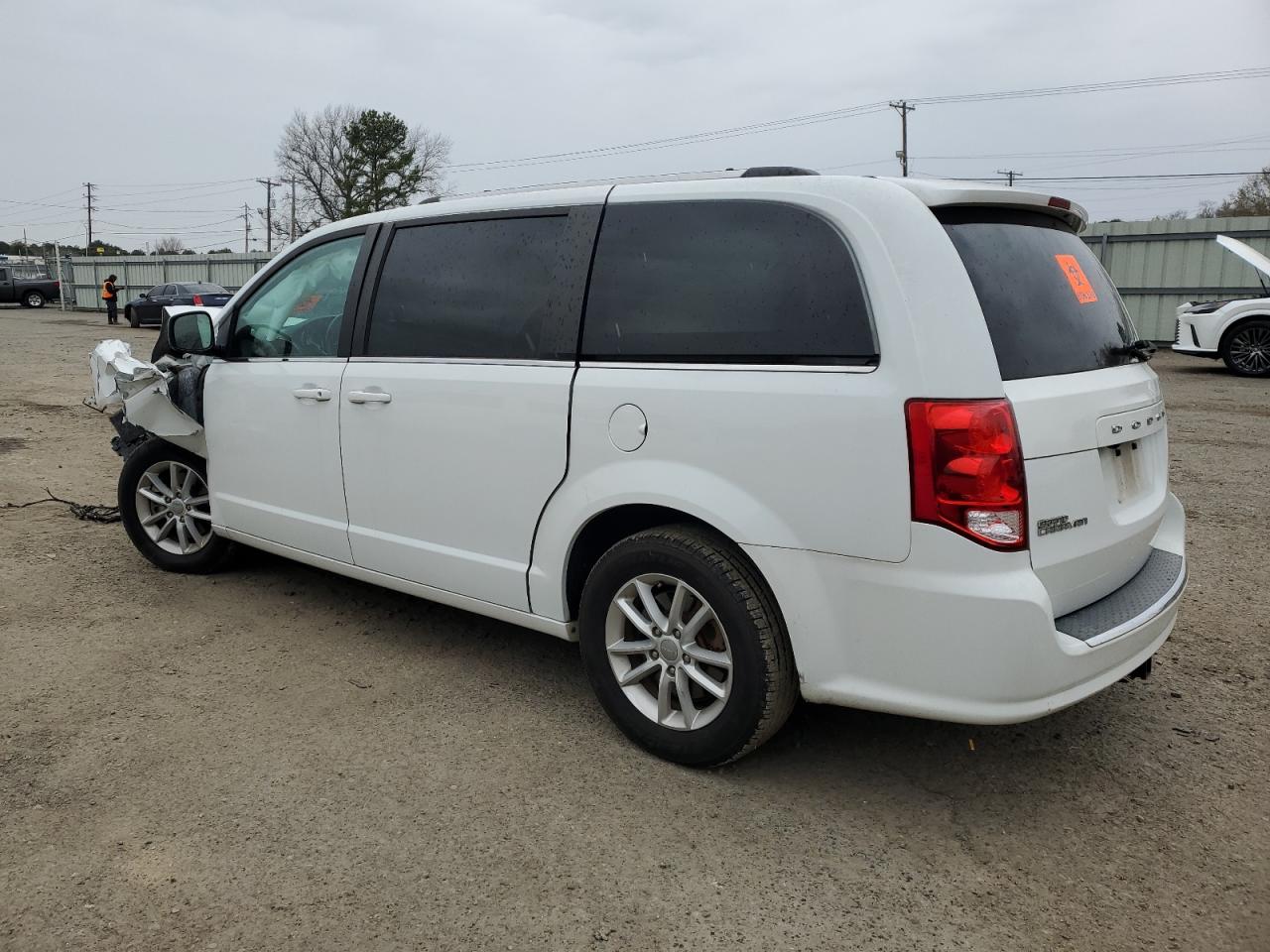 2019 Dodge Caravan VIN 2C4RDGCG1KR656777 Copart auction photo, front end / minor dent/scratches damage thumbnail 2