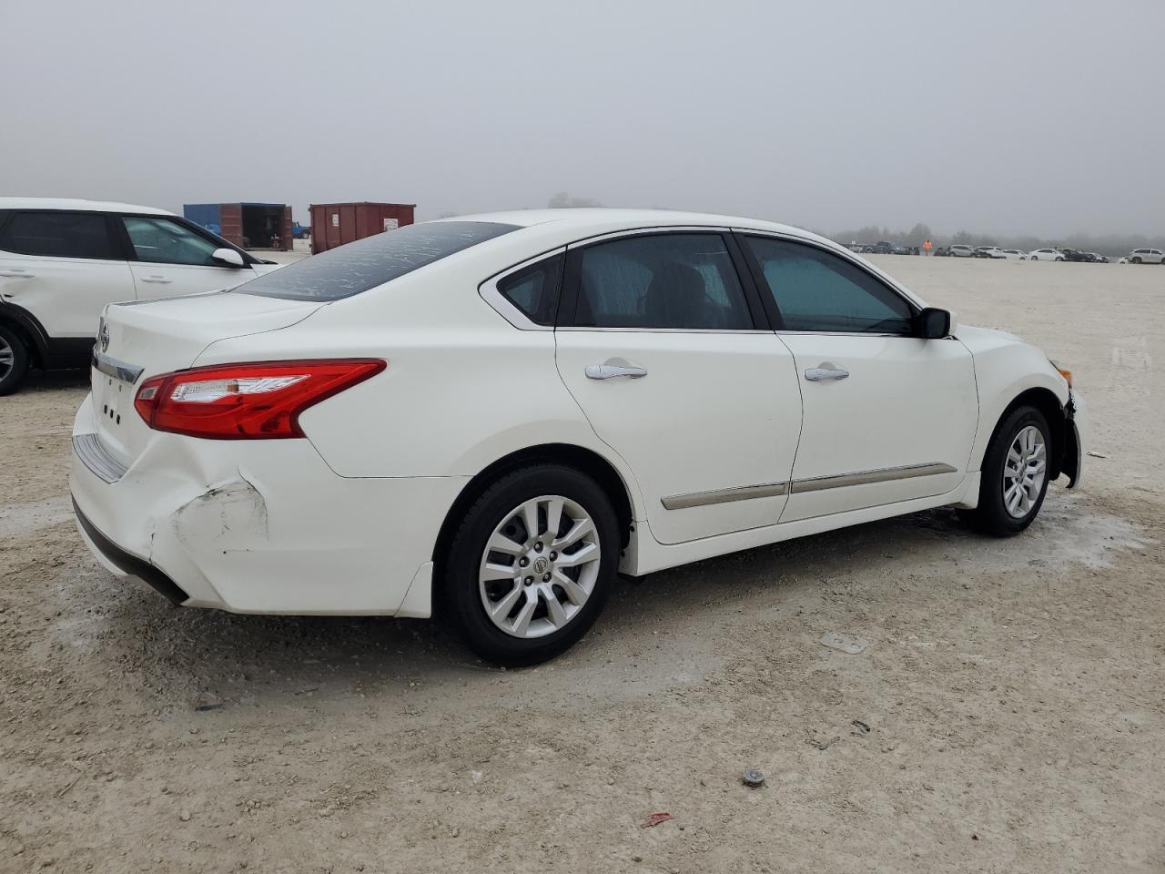 2016 Nissan Altima VIN 1N4AL3AP9GC208434 Copart auction photo, front end / rear end damage thumbnail 3