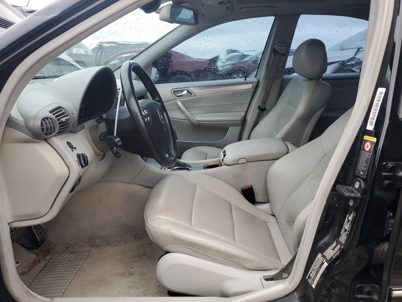 2006 Mercedes-Benz C-klasse VIN WDBRF52HX6F743338 Copart auction photo, front end / normal wear damage thumbnail 7