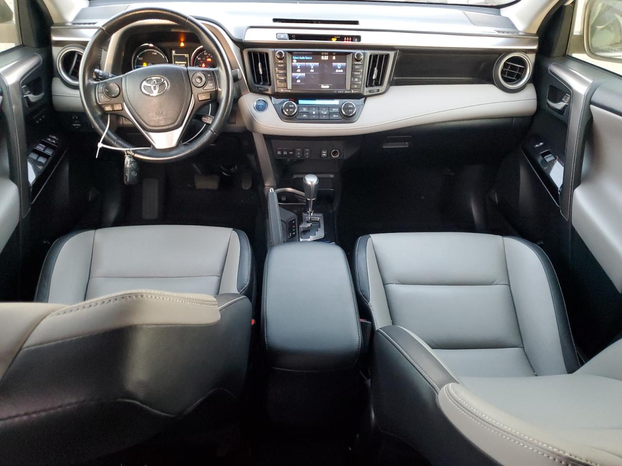 2018 Toyota RAV 4 VIN JTMDJREV6JD211463 Copart auction photo, front end / side damage thumbnail 8