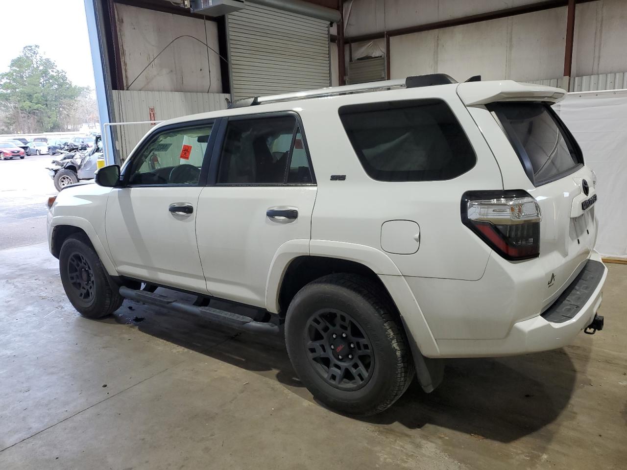 2023 Toyota 4Runner VIN JTEEU5JR3P5290022 Copart auction photo, front end / rear end damage thumbnail 2