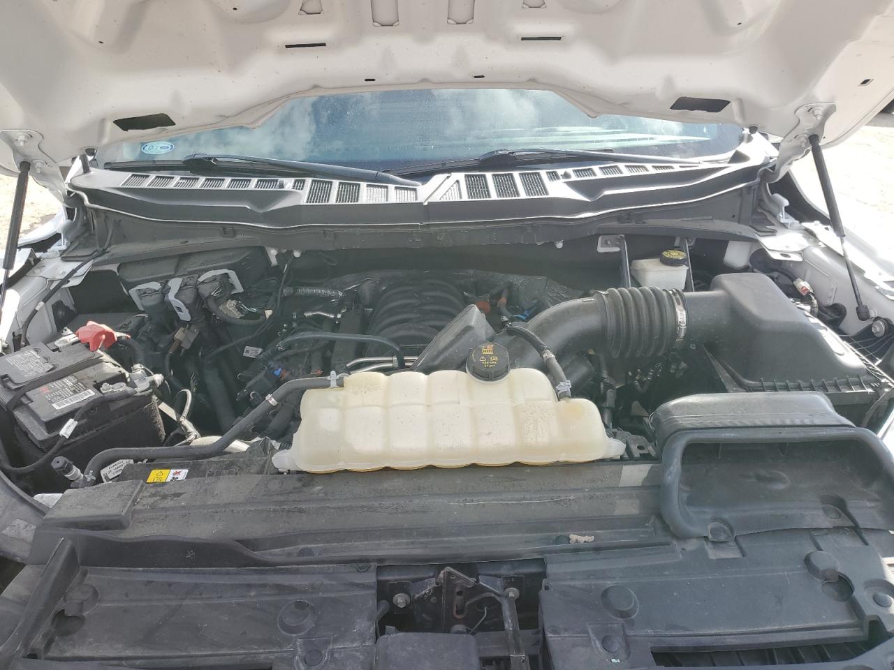 2022 Ford F-150 VIN 1FTEW1C55NKF28470 Copart auction photo, front end damage thumbnail 11