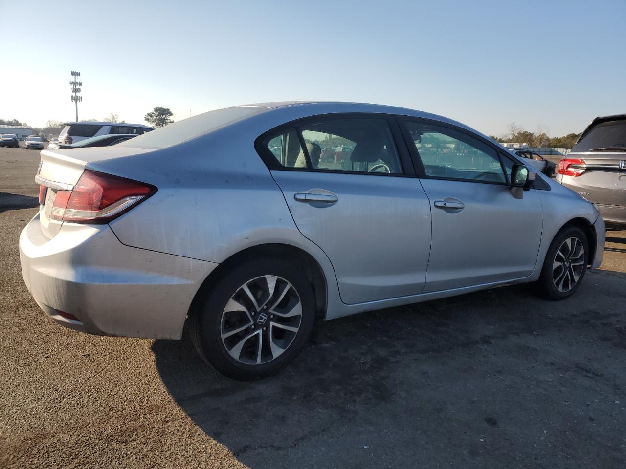 2015 Honda Civic VIN 19XFB2F83FE247297 Copart auction photo, front end / minor dent/scratches damage thumbnail 3