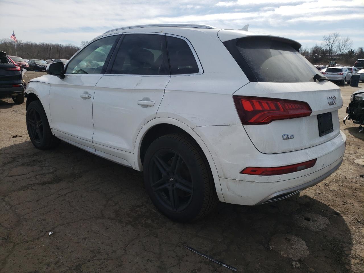 2018 Audi Q5 VIN WA1BNAFYXJ2183307 Copart auction photo, front end / minor dent/scratches damage thumbnail 2