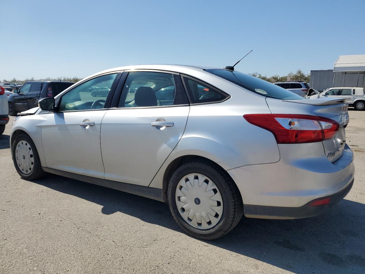 2013 Ford Focus VIN 1FADP3F20DL264904 Copart auction photo, front end damage thumbnail 2