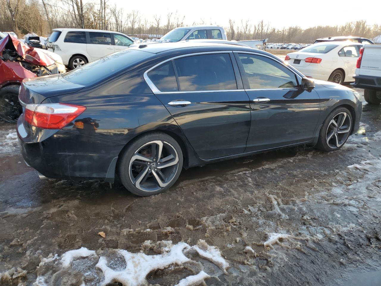 2015 Honda Accord VIN 1HGCR2F87FA263277 Copart auction photo, side damage thumbnail 3
