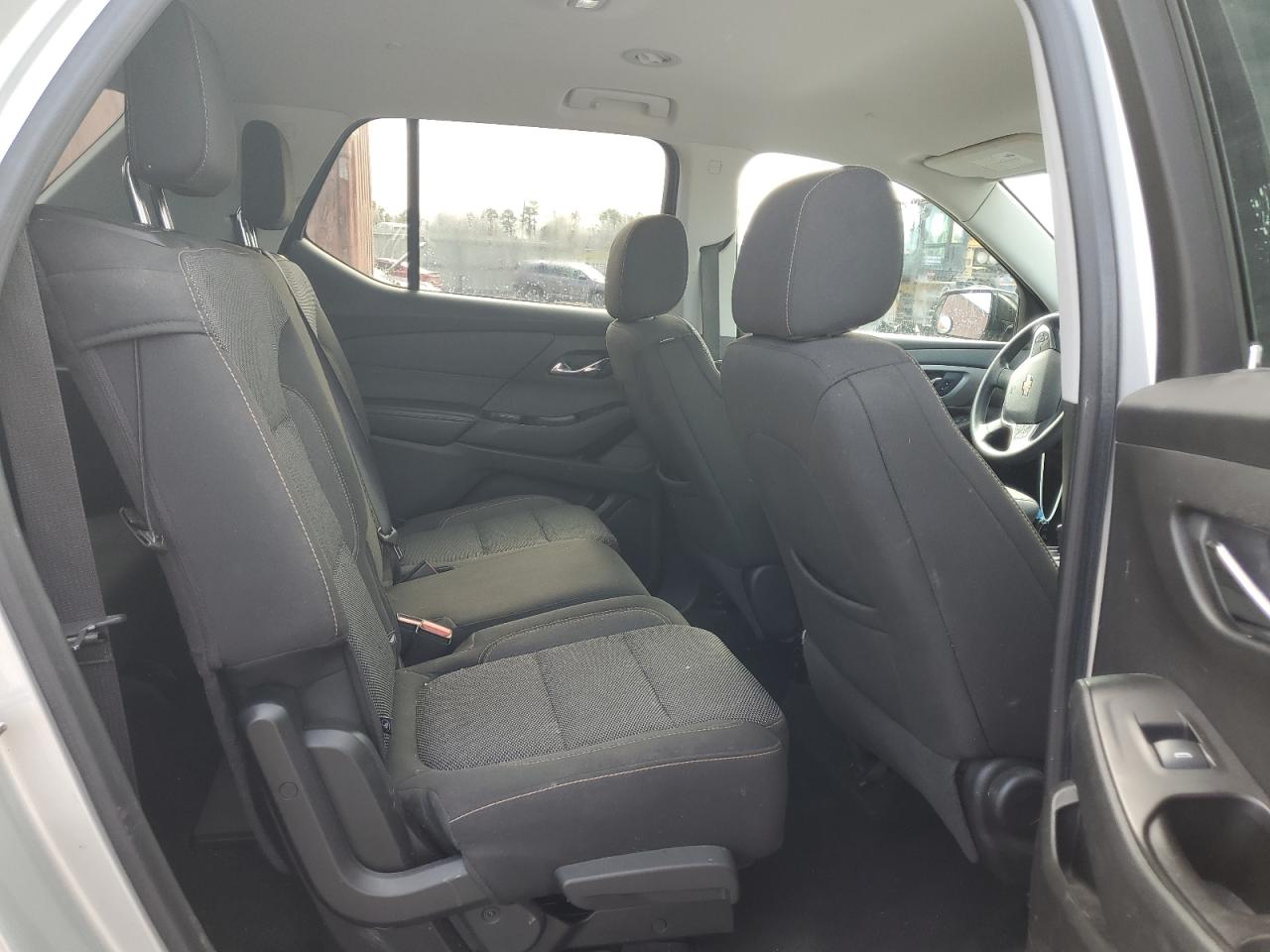 2018 Chevrolet Traverse VIN 1GNERLKW6JJ139681 Copart auction photo, front end damage thumbnail 11