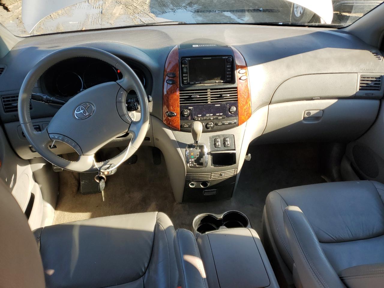 2010 Toyota Sienna VIN 5TDYK4CC7AS308971 Copart auction photo, rear end damage thumbnail 8
