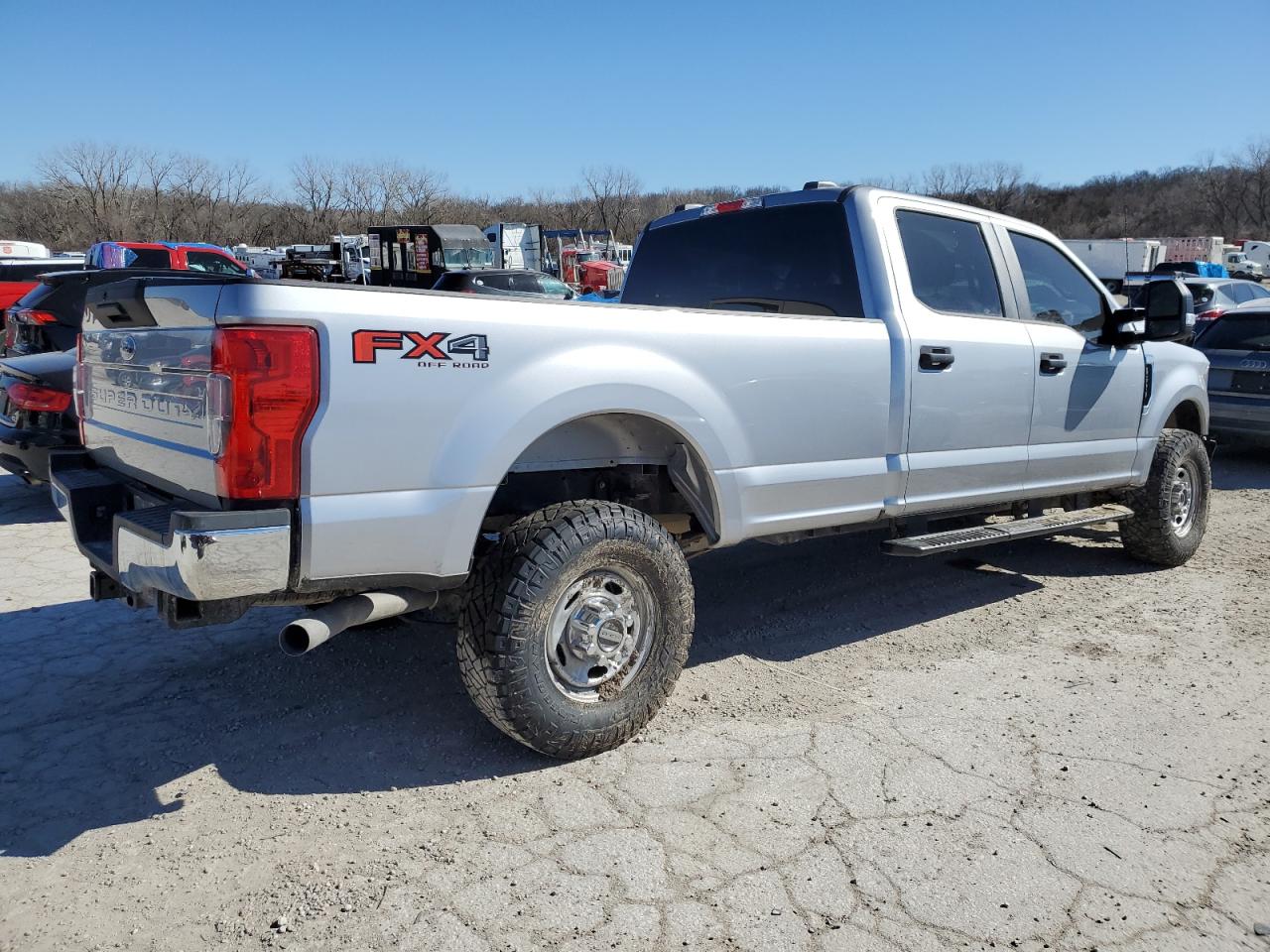 2022 Ford F250 VIN 1FT7W2BN0NEE84036 Copart auction photo, front end / minor dent/scratches damage thumbnail 3