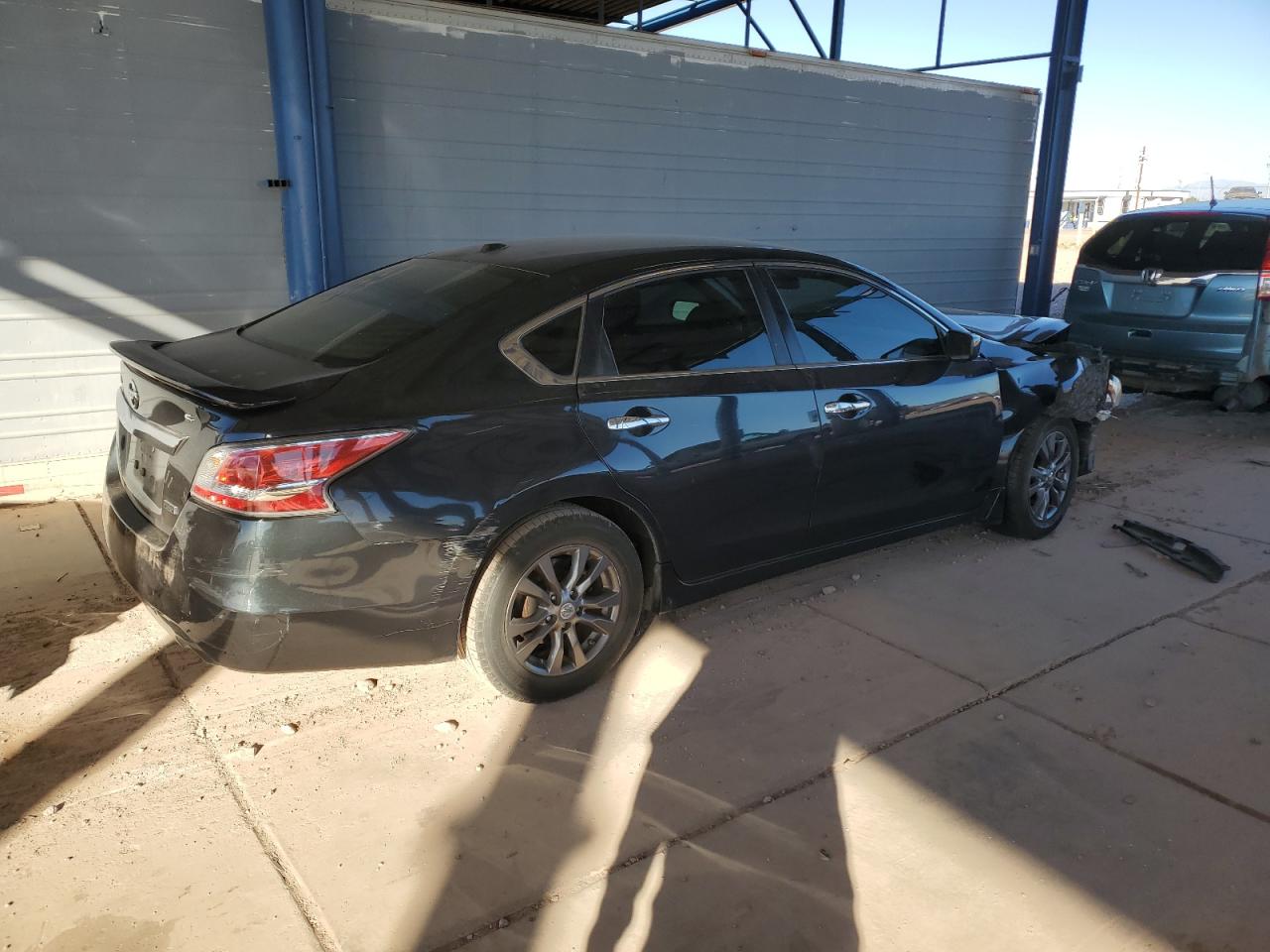 2015 Nissan Altima VIN 1N4AL3AP2FC597609 Copart auction photo, front end damage thumbnail 3