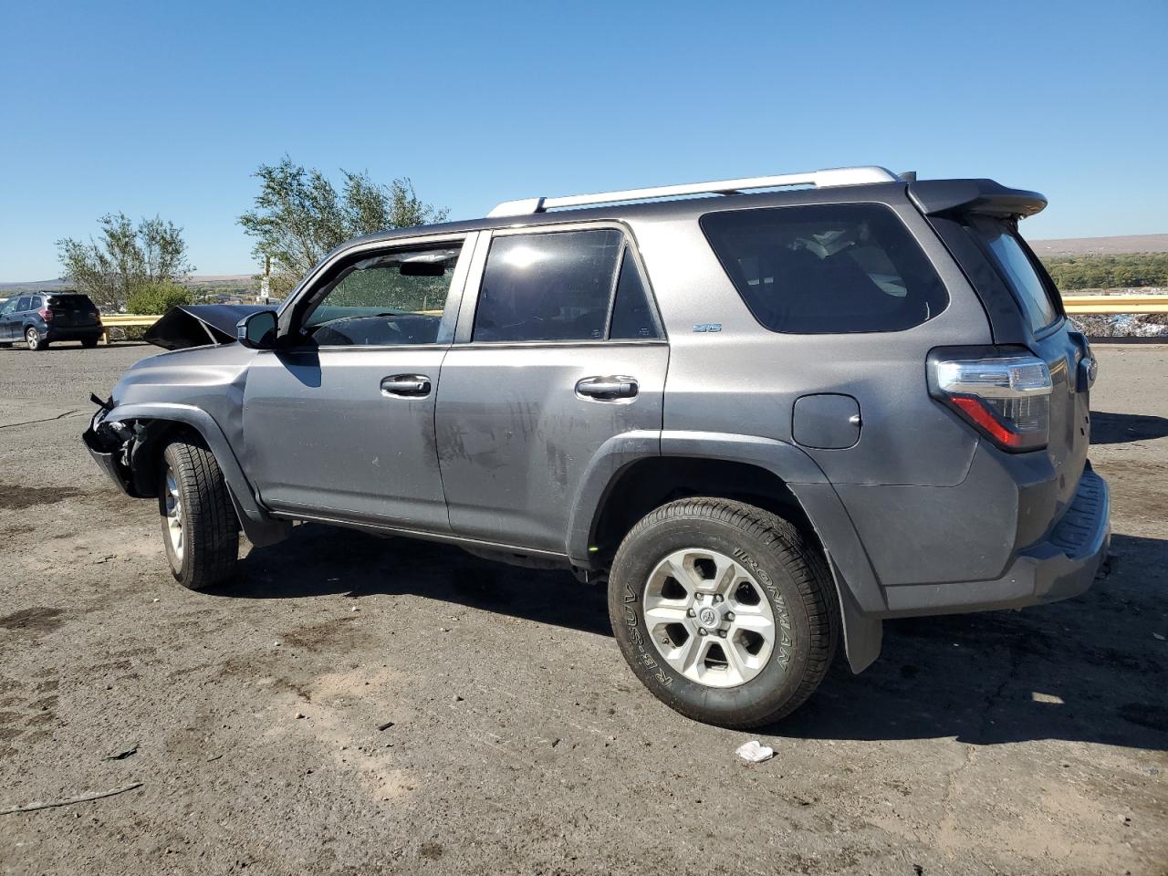 2016 Toyota 4Runner VIN JTEBU5JR3G5285826 Copart auction photo, front end damage thumbnail 2