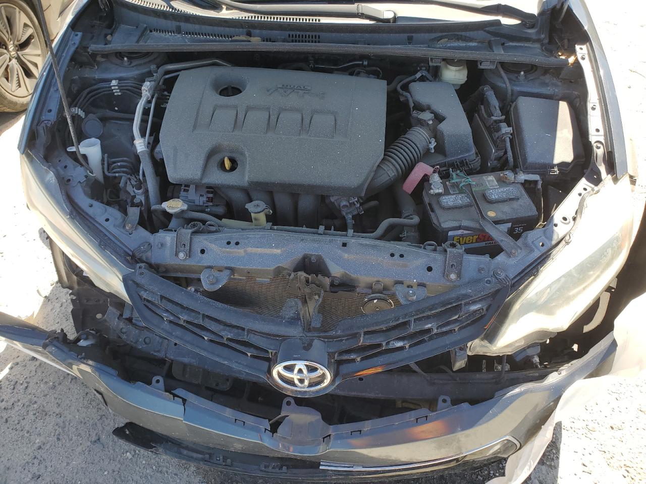2015 Toyota Corolla VIN 2T1BURHE8FC376722 Copart auction photo, front end / minor dent/scratches damage thumbnail 11