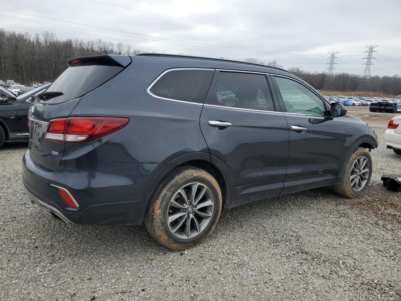 2017 Hyundai Santa Fe VIN KM8SMDHF4HU190477 Copart auction photo, front end damage thumbnail 3