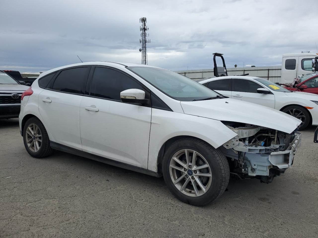2017 Ford Focus VIN 1FADP3K28HL223903 Copart auction photo, front end damage thumbnail 4