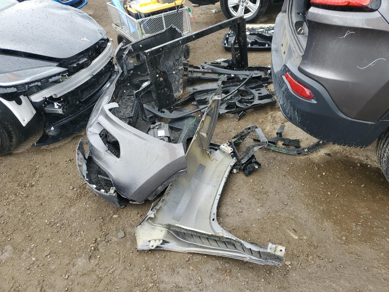 2014 Jeep Grand Cherokee VIN 1C4PJLCB4EW168707 Copart auction photo, front end / side damage thumbnail 13