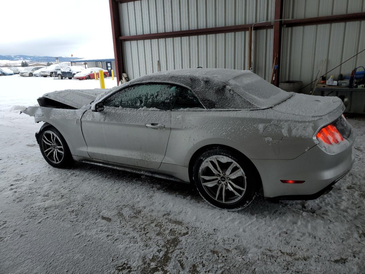 2015 Ford Mustang VIN 1FATP8UH3F5405214 Copart auction photo, front end / minor dent/scratches damage thumbnail 2