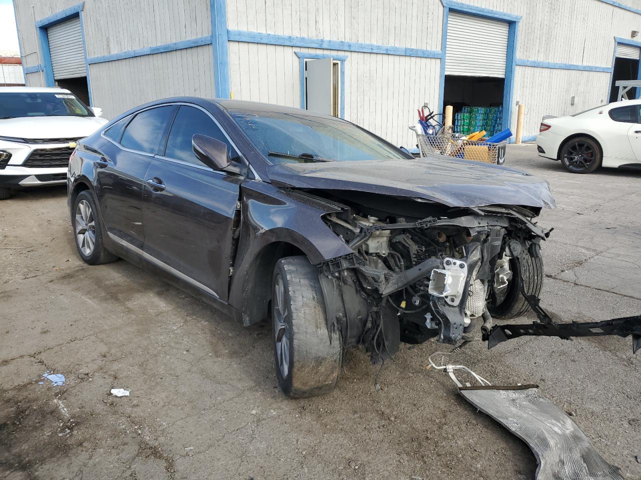 2016 Hyundai Azera VIN KMHFG4JG1GA506008 Copart auction photo, front end / side damage thumbnail 4