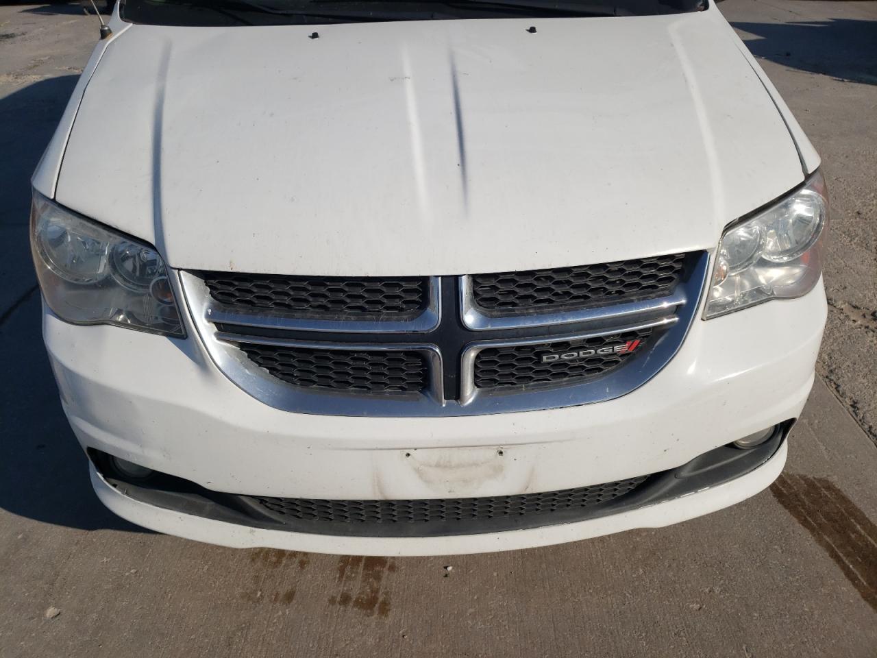 2017 Dodge Caravan VIN 2C4RDGBG9HR784212 Copart auction photo, minor dent/scratches damage thumbnail 12
