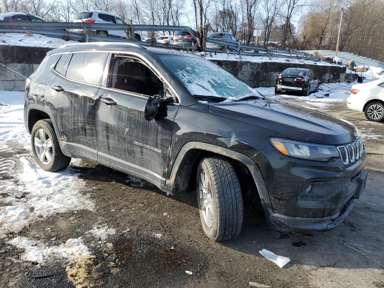 2022 Jeep Compass VIN 3C4NJDBB5NT105801 Copart auction photo, all over damage thumbnail 4