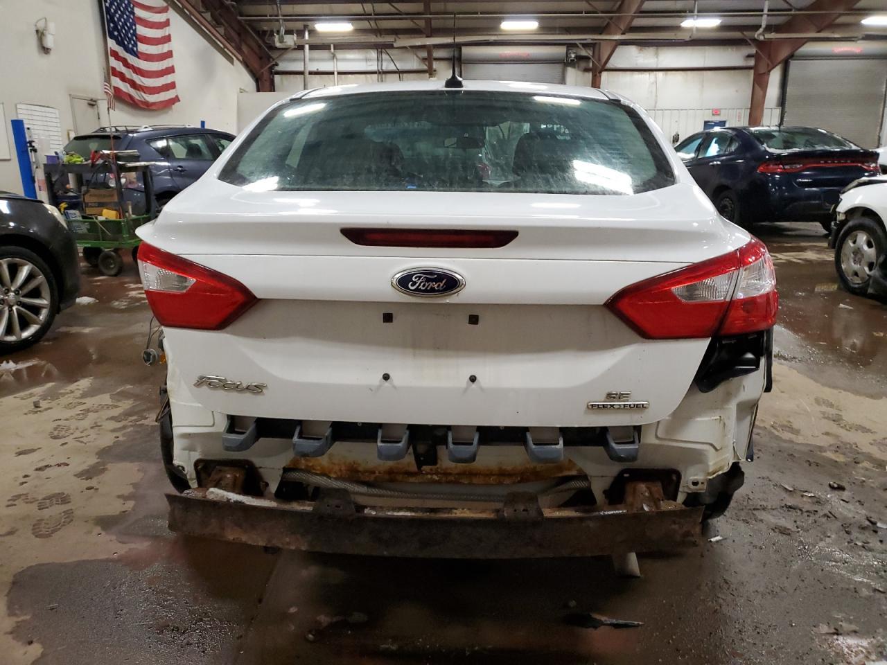 2014 Ford Focus VIN 1FADP3F23EL108177 Copart auction photo, rear end / side damage thumbnail 6