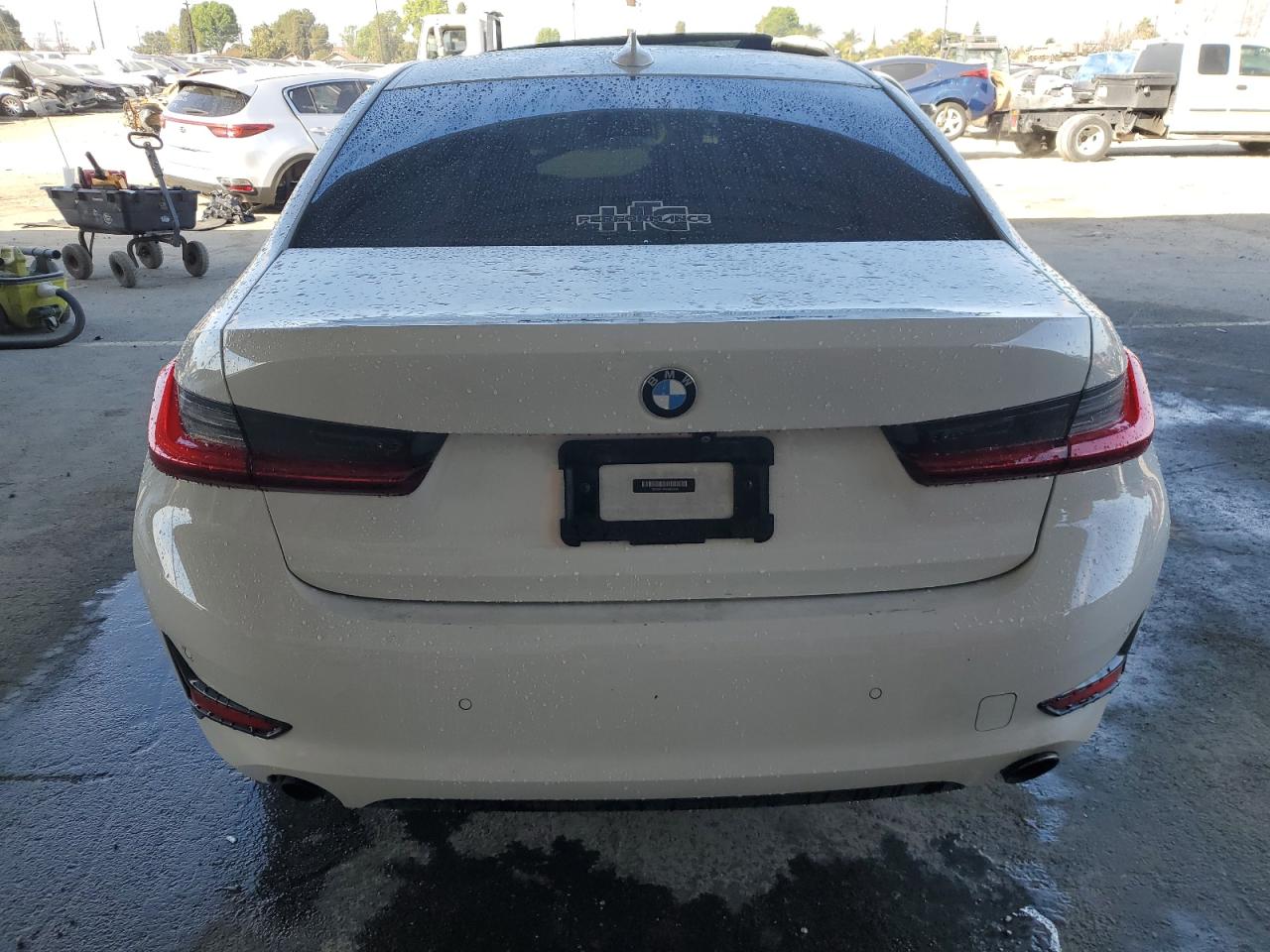 2020 BMW 3er VIN 3MW5R1J05L8B30878 Copart auction photo, front end / rear end damage thumbnail 6