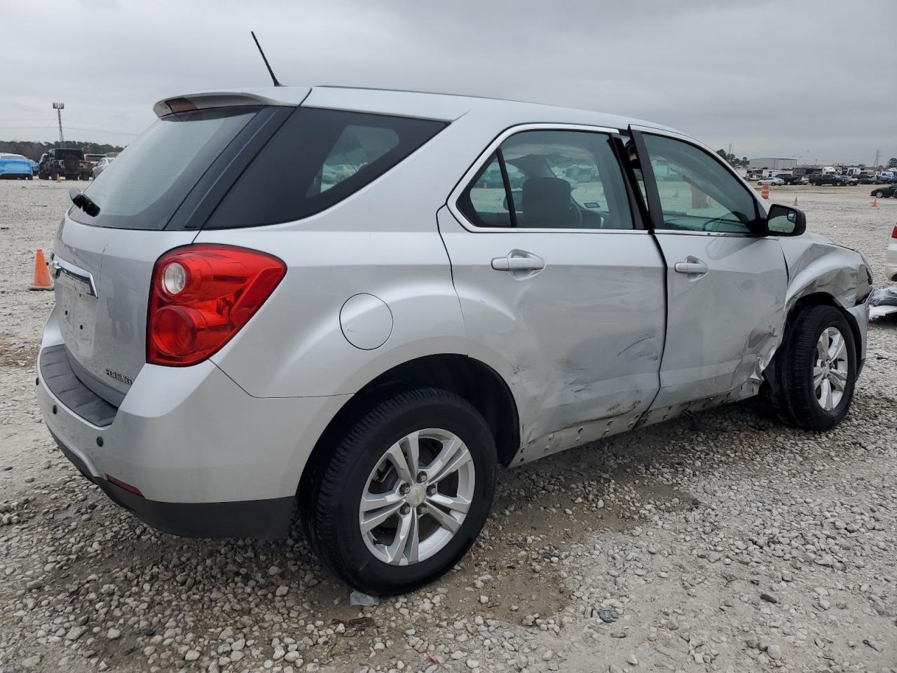 2014 Chevrolet Equinox VIN 1GNALAEK4EZ103492 Copart auction photo, side / front end damage thumbnail 3