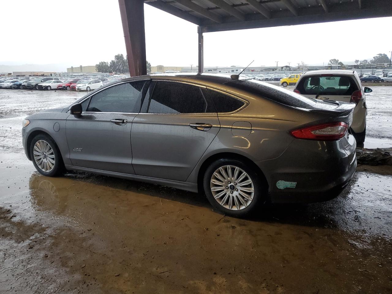 2014 Ford Fusion VIN 3FA6P0SU3ER178097 Copart auction photo, minor dent/scratches damage thumbnail 2