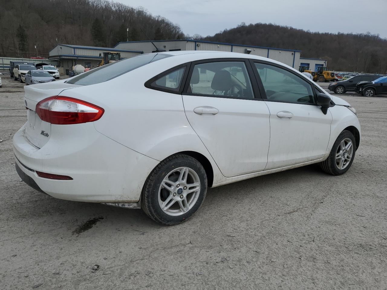 2019 Ford Fiesta VIN 3FADP4BJ9KM162712 Copart auction photo, front end damage thumbnail 3