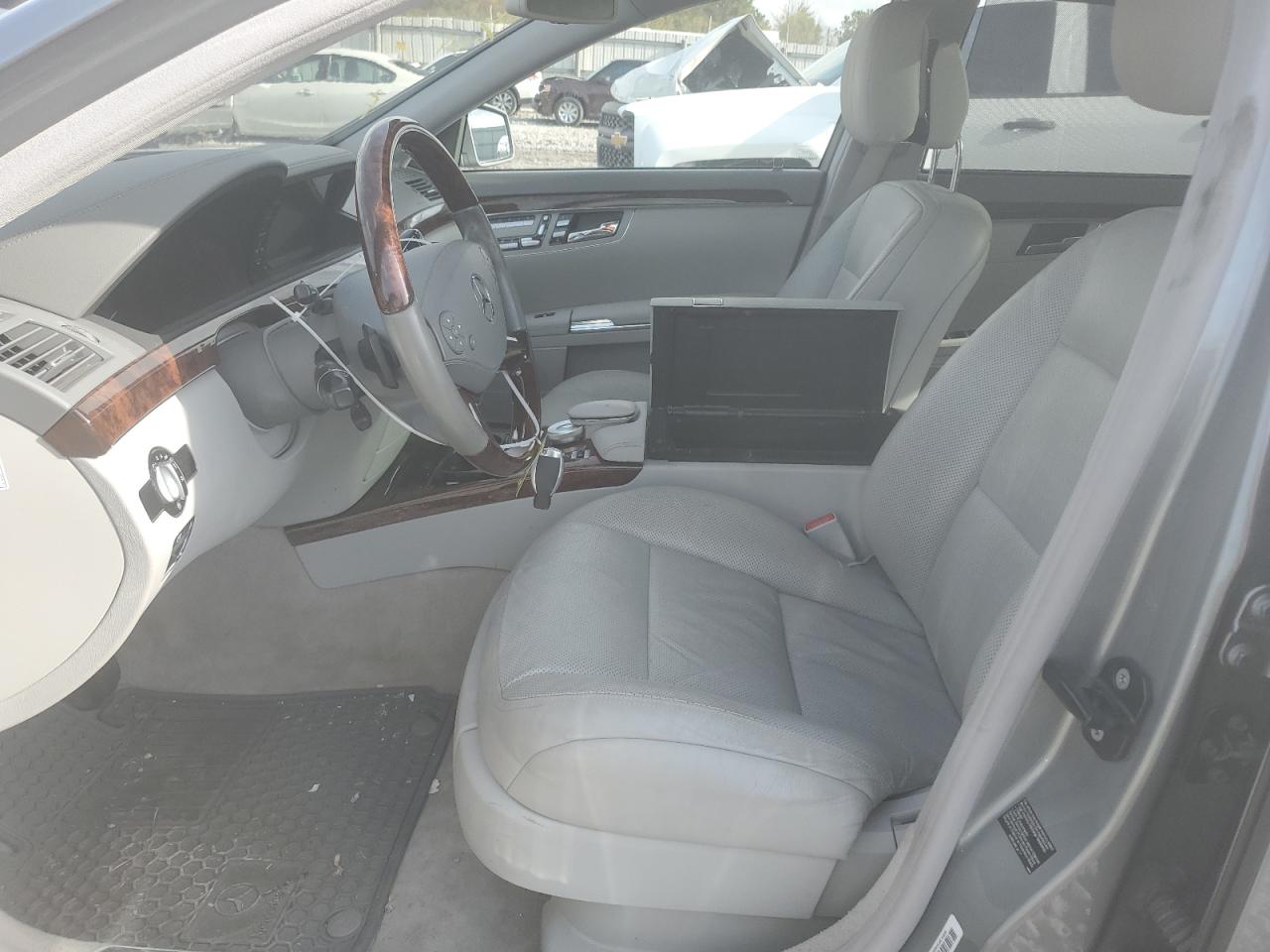2013 Mercedes-Benz S-klasse VIN WDDNG7DB1DA500440 Copart auction photo, front end damage thumbnail 7