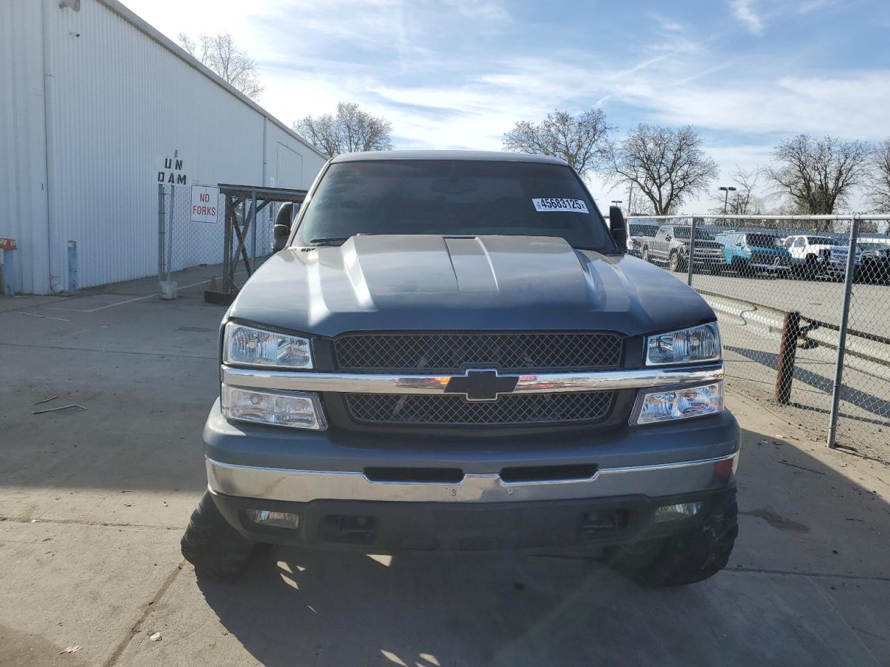 2006 Chevrolet Silverado VIN 2GCEC19T961126032 Copart auction photo, undercarriage damage thumbnail 5