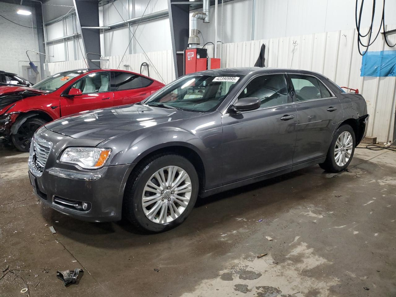 2013 Chrysler 300 VIN 2C3CCARG8DH739603