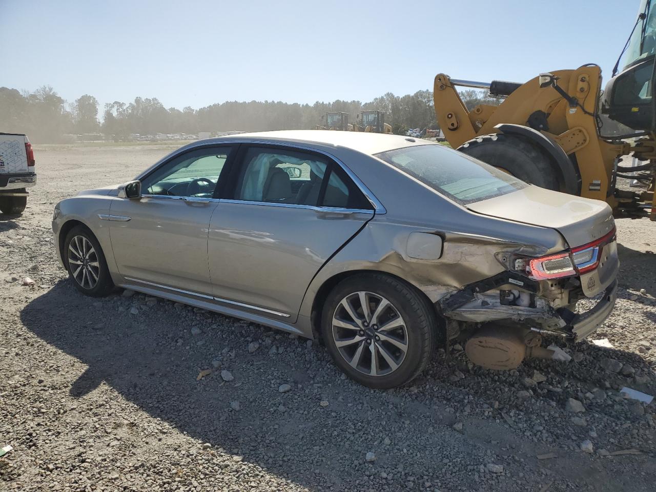 2017 Lincoln Continental VIN 1LN6L9SK9H5608226 Copart auction photo, rear end / minor dent/scratches damage thumbnail 2