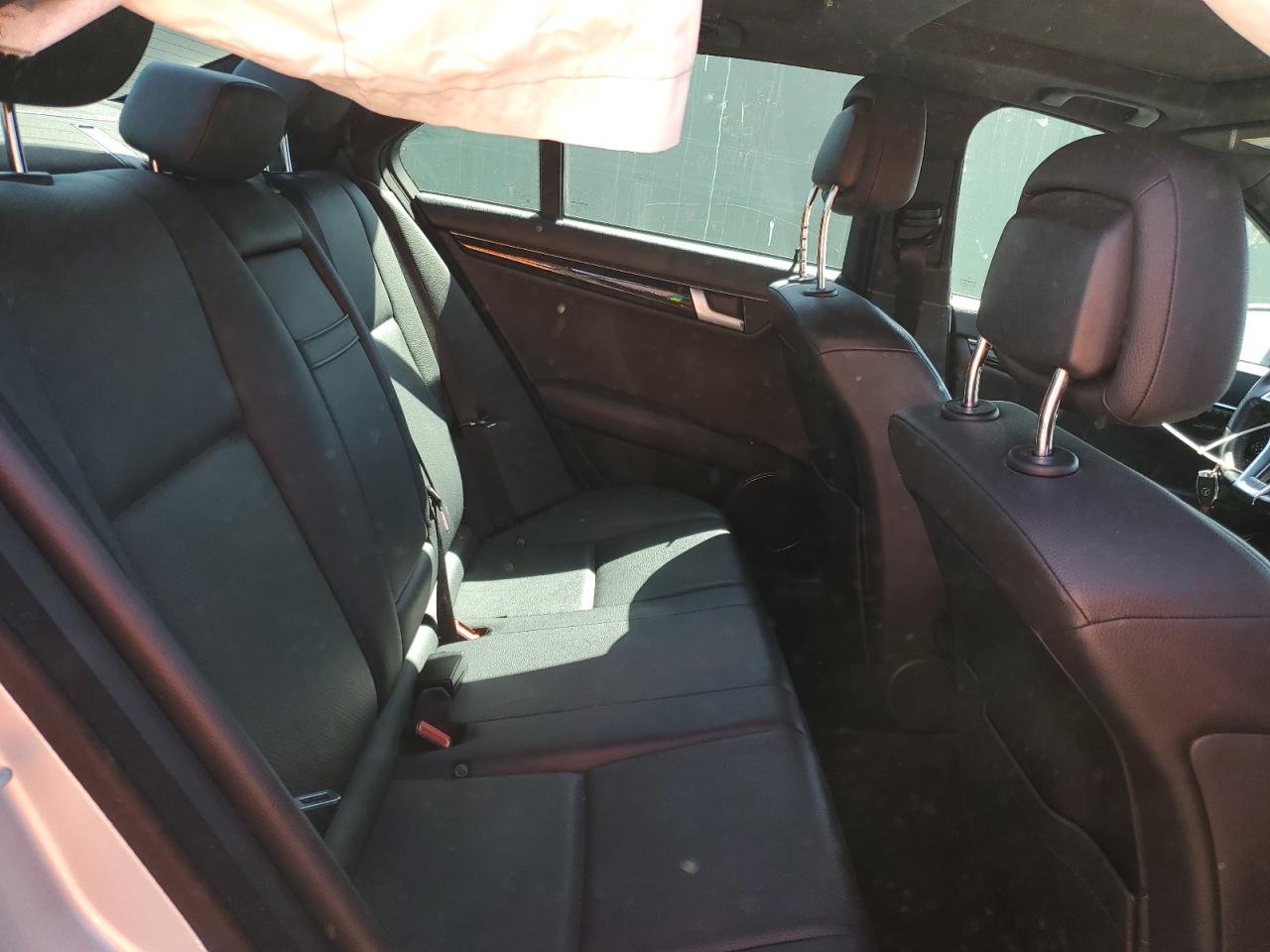 2013 Mercedes-Benz C-klasse VIN WDDGF4HB6DR300403 Copart auction photo, side damage thumbnail 10