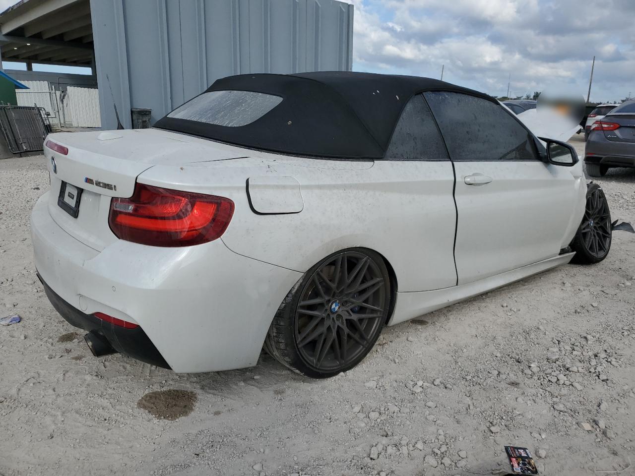 2016 BMW M2 VIN WBA1M1C52GV394696 Copart auction photo, front end / minor dent/scratches damage thumbnail 3